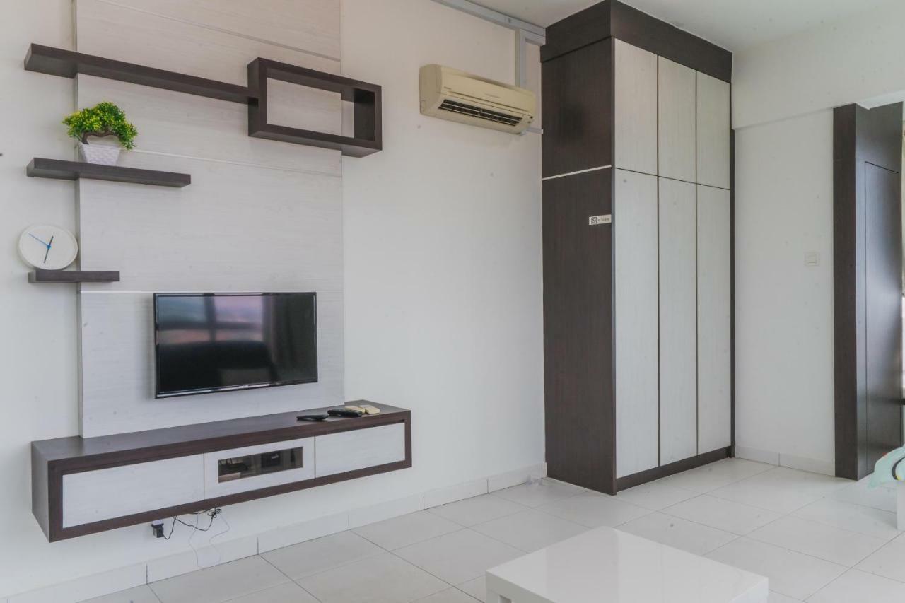 Shawn'S Akademic Suites Sky View B#11-27 Johor Bahru Exterior photo