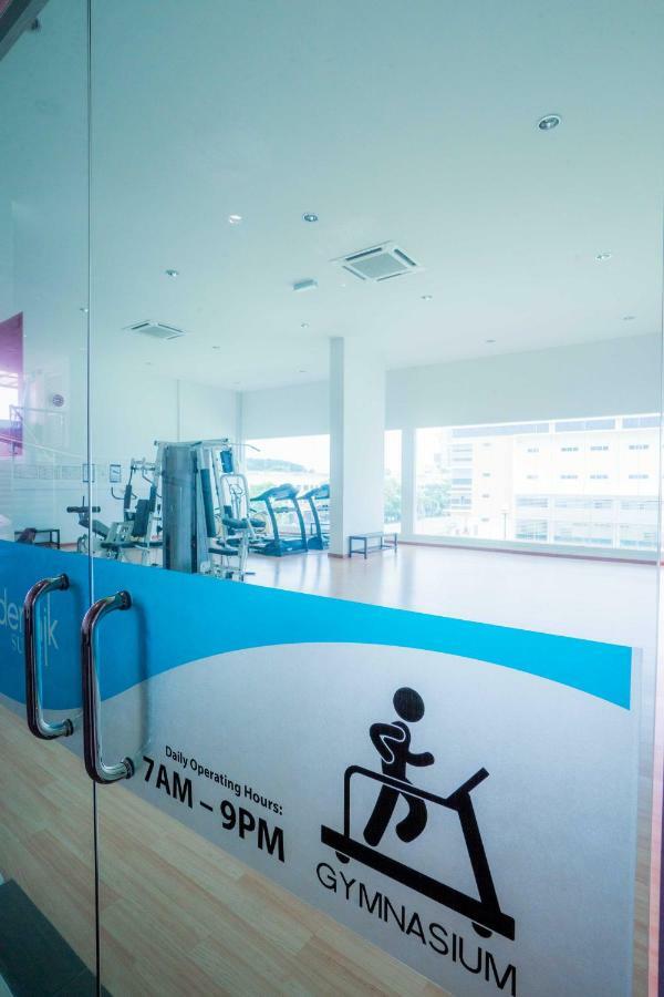 Shawn'S Akademic Suites Sky View B#11-27 Johor Bahru Exterior photo